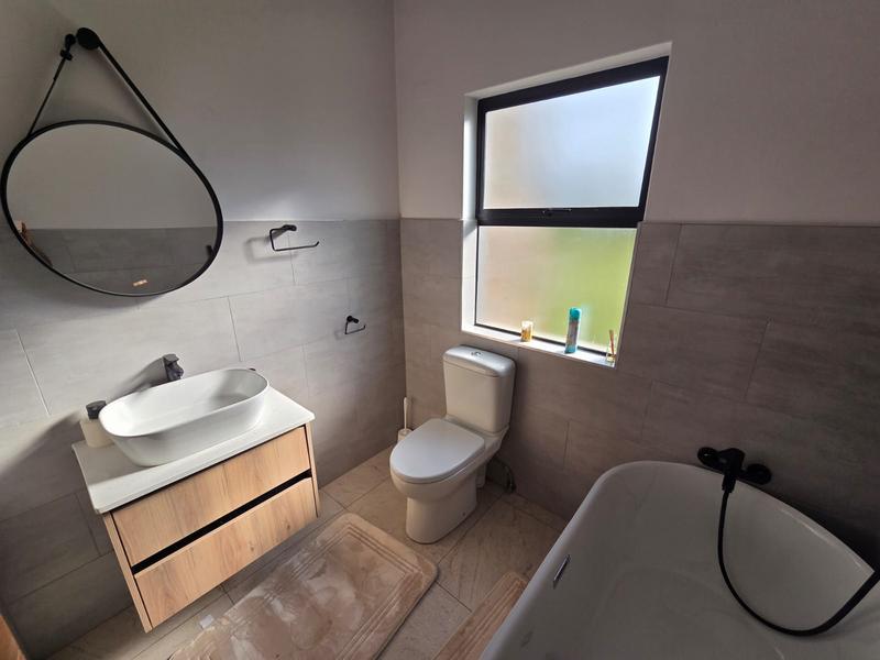 4 Bedroom Property for Sale in Hartbeespoort Dam Nature Reserve North West